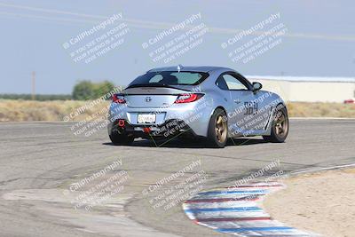 media/Sep-20-2025-Extreme Speed (Sat) [[1fcc23683c]]/Orange (Mid Intermediate)/Session 3 (Offramp)/